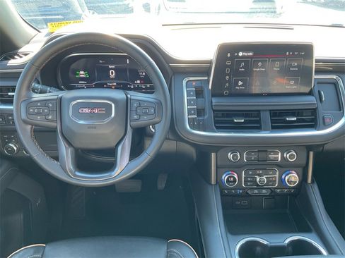 Used 2023 GMC Yukon XL AT4 w/ Technology Package image 17