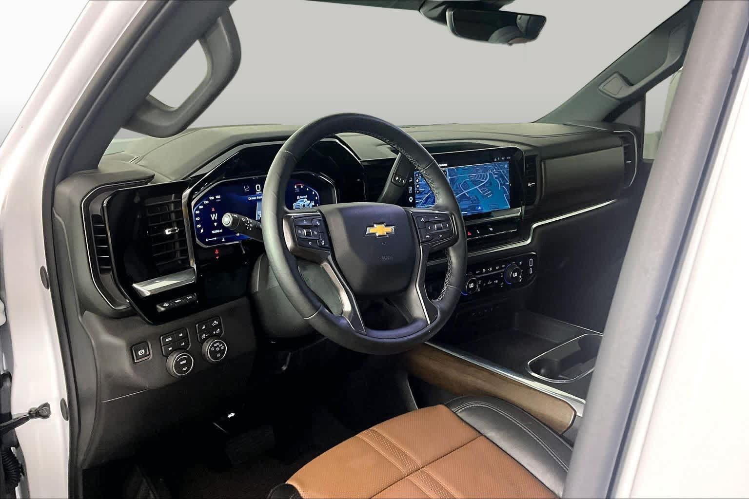 Used 2026 Chevrolet Silverado 3500 High Country w/ High Country Premium Package AWD/4WD image 16