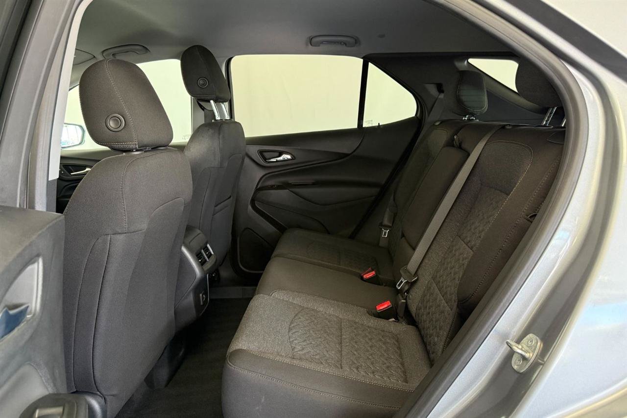 Used 2023 Chevrolet Equinox LT w/ Driver Convenience Package AWD/4WD image 7