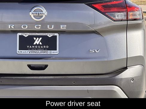 Used 2021 Nissan Rogue SV image 5