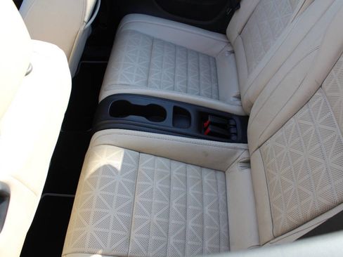 Used 2017 Buick Cascada Premium image 19