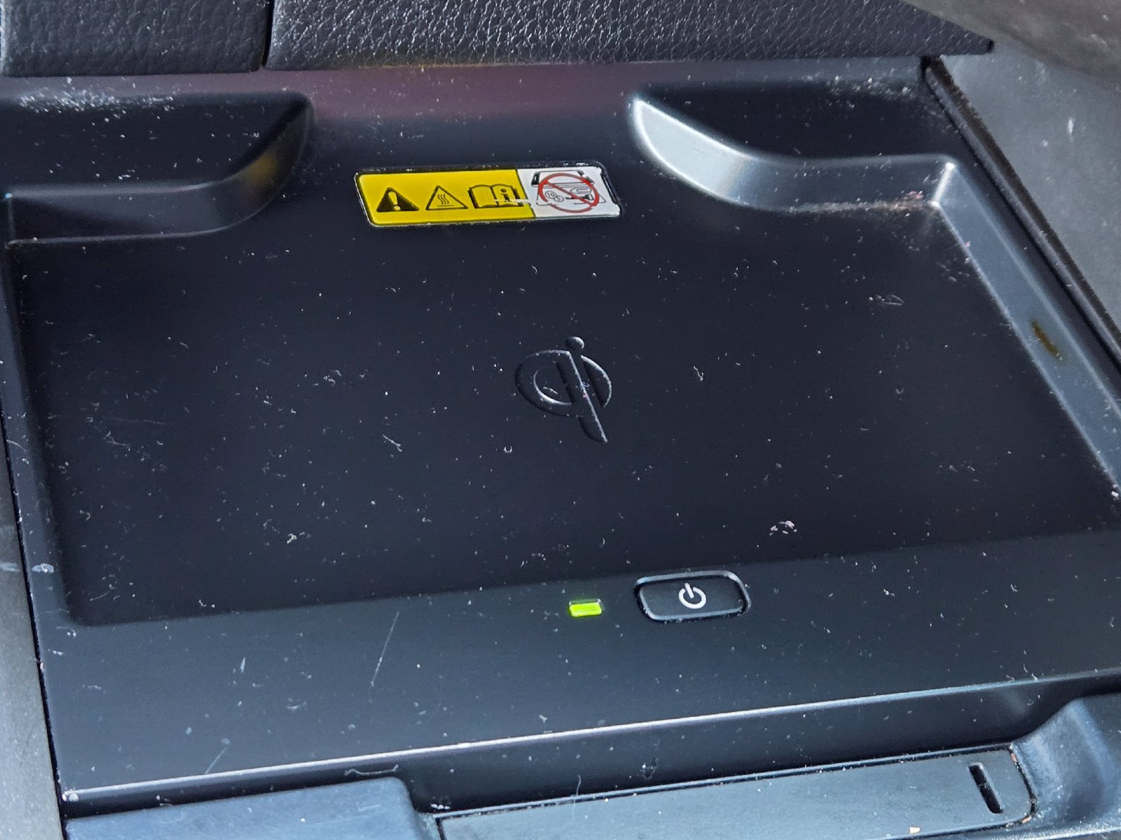 Used 2022 Toyota Camry XSE FWD image 19