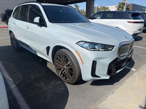 Used 2025 BMW X5 xDrive40i w/ M Sport Package AWD/4WD image 2