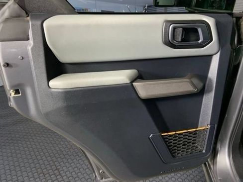 Used 2023 Ford Bronco Badlands AWD/4WD image 17