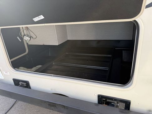 Used 2022 Ford E-450 and Econoline 450 Super Duty w/ Motorhome Prep Package image 24