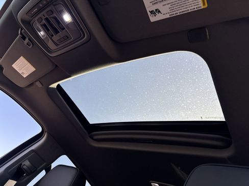 New 2026 GMC Sierra 1500 Denali AWD/4WD image 19