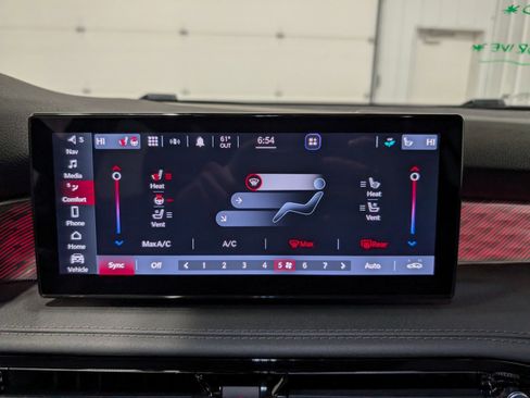 Used 2024 Alfa Romeo Tonale Ti image 22