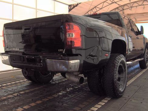 Used 2008 Chevrolet Silverado 3500 LTZ image 3