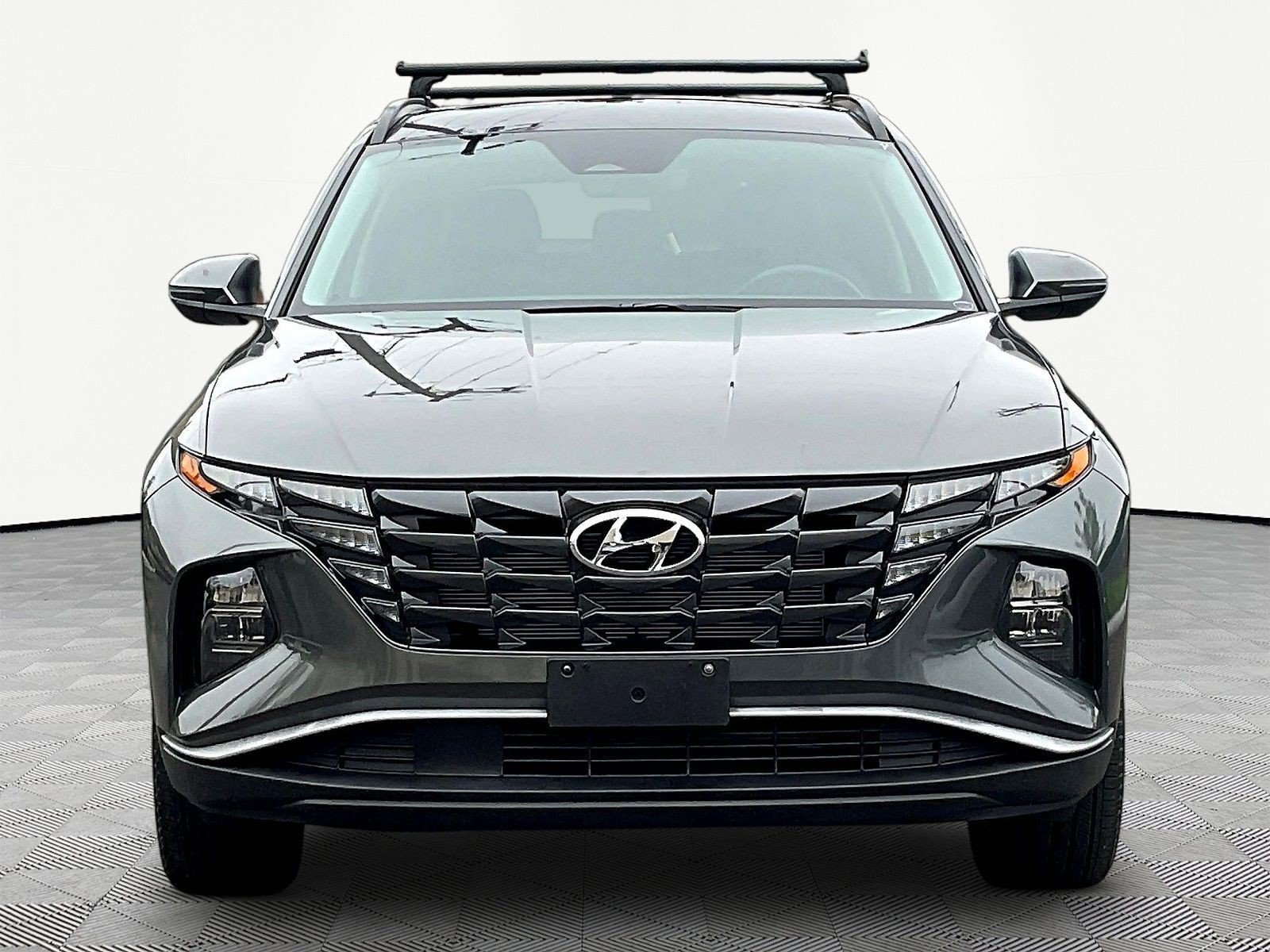 Used 2023 Hyundai Tucson SEL w/ Convenience Package AWD/4WD image 2