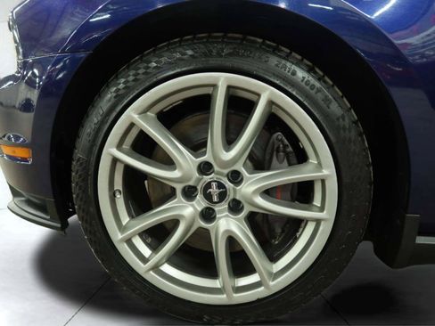 Used 2012 Ford Mustang GT Premium w/ Brembo Brake Pkg RWD image 41