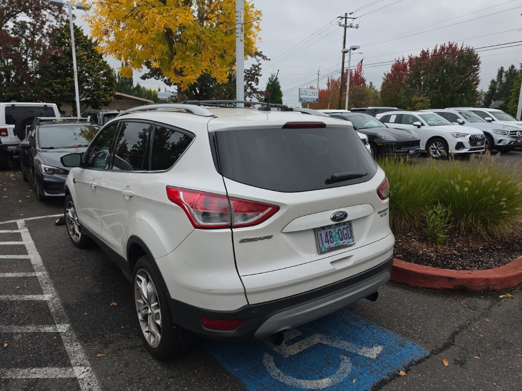 Used 2013 Ford Escape Titanium w/ Parking Technology Pkg AWD/4WD image 4