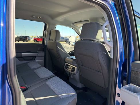 New 2026 Ford F250 XLT w/ XLT Premium Package AWD/4WD image 18