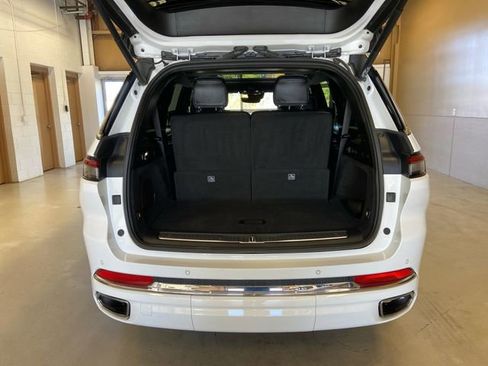 Used 2023 Jeep Grand Cherokee L Overland image 27