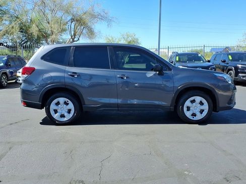 Used 2023 Subaru Forester AWD/4WD image 9