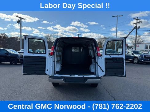 Used 2025 GMC Savana 2500 w/ Driver Convenience Package RWD image 12