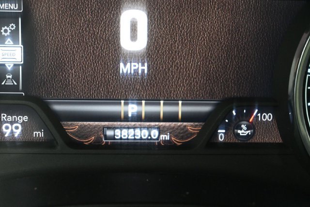 Used 2025 RAM 1500 Laramie AWD/4WD image 4