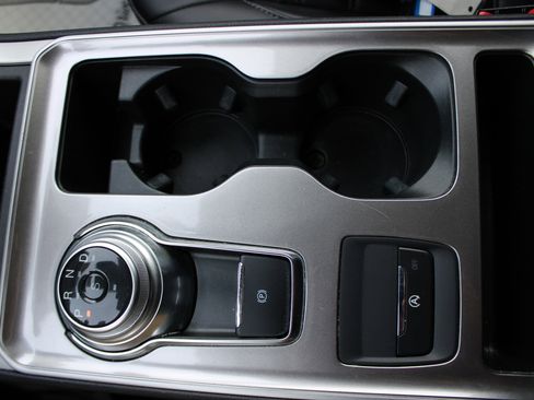 Used 2024 Ford Edge SEL image 24