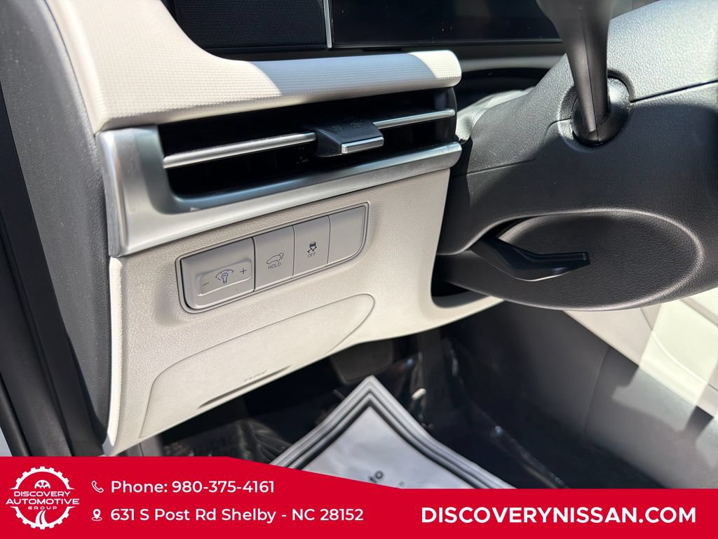 Used 2025 Hyundai Tucson SEL FWD image 13