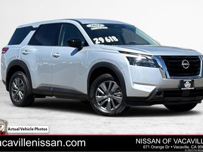 Used 2025 Nissan Pathfinder S