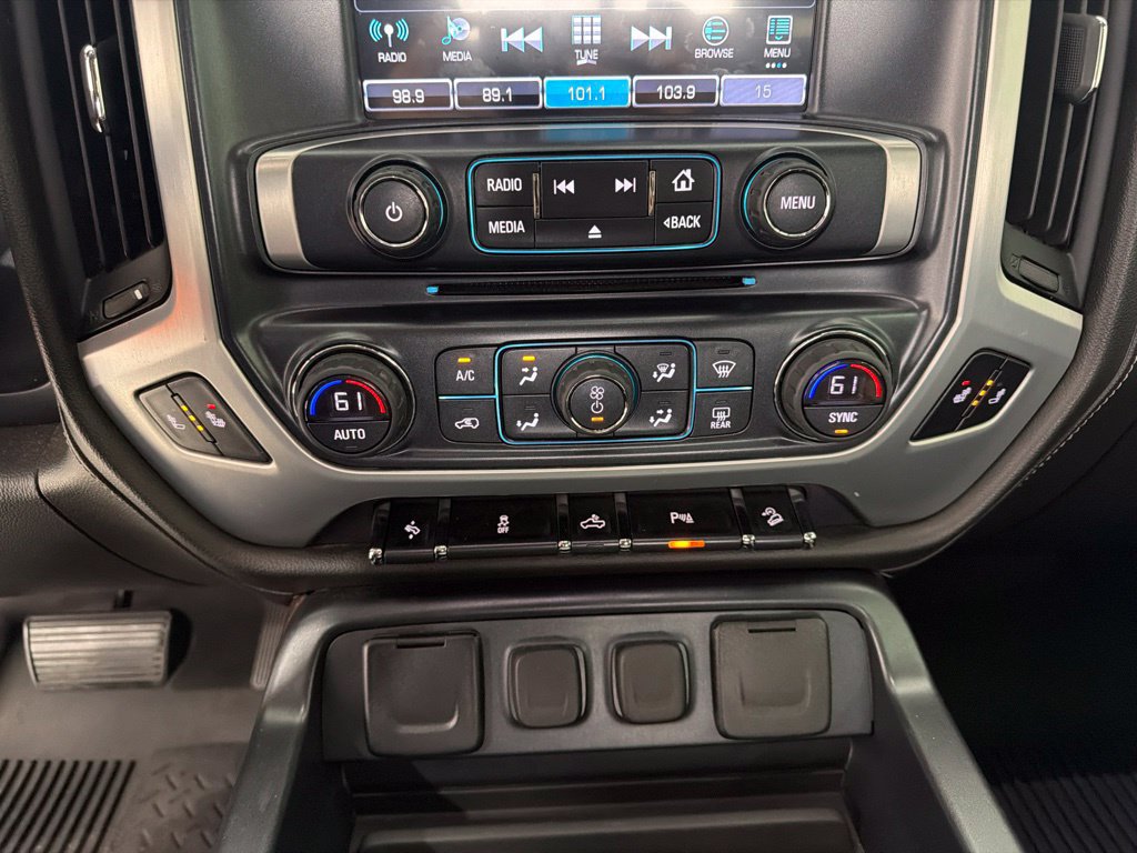 Used 2018 GMC Sierra 1500 SLT w/ SLT Premium Package AWD/4WD image 16