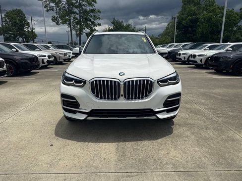 Used 2022 BMW X5 sDrive40i w/ Premium Package RWD image 8