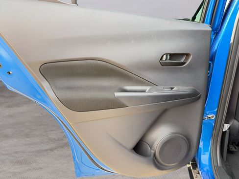 Certified 2025 Nissan Kicks Play S FWD image 19
