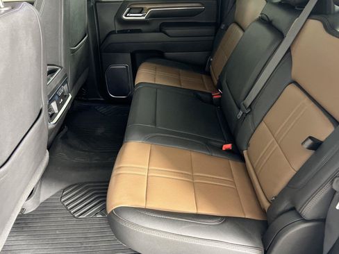 Used 2024 Chevrolet Silverado 2500 High Country w/ LPO, Dark Essentials Package AWD/4WD image 25