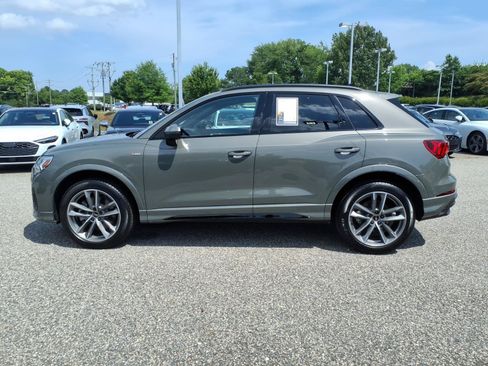 Used 2025 Audi Q3 2.0T Premium w/ Convenience Package AWD/4WD image 9