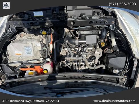 Used 2014 Toyota Prius C Two FWD image 37