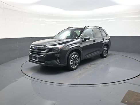Used 2026 Subaru Forester Premium AWD/4WD image 7
