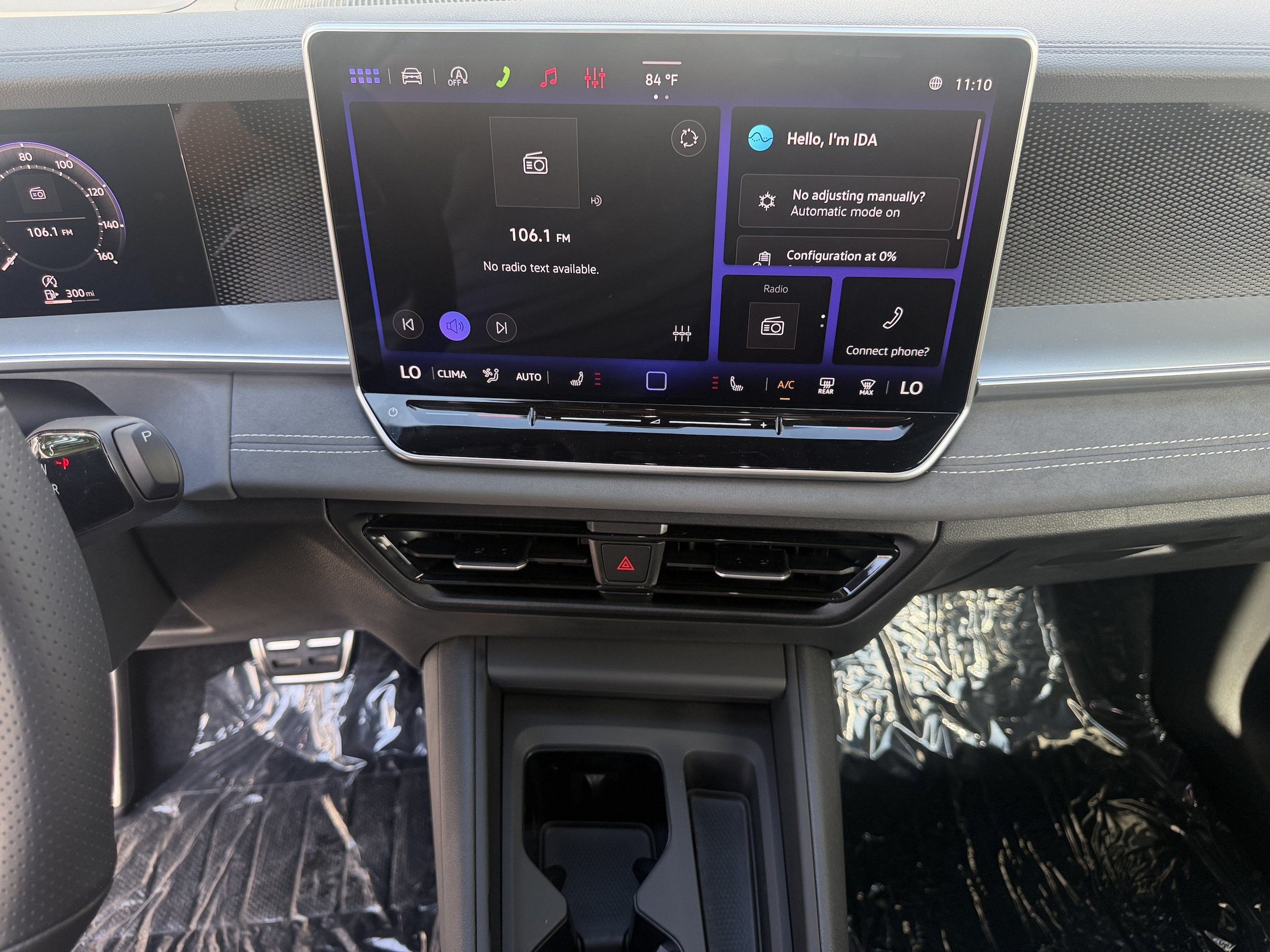 New 2026 Volkswagen Tiguan SE R-Line FWD image 24
