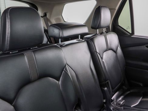 Used 2023 Honda Pilot Touring image 29