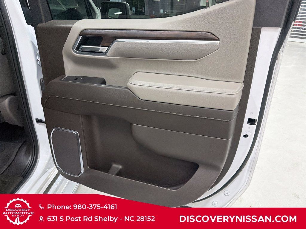 Used 2025 GMC Sierra 1500 SLT w/ SLT Premium Plus Package AWD/4WD image 39