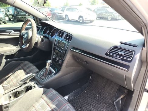 Used 2017 Volkswagen GTI Sport FWD image 17
