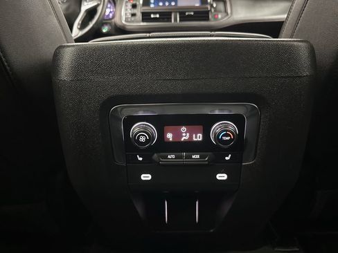 Used 2023 Chevrolet Suburban RST w/ Sport Performance Package AWD/4WD image 24