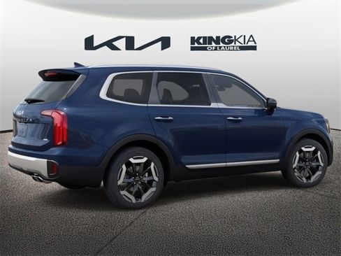 New 2025 Kia Telluride S image 7