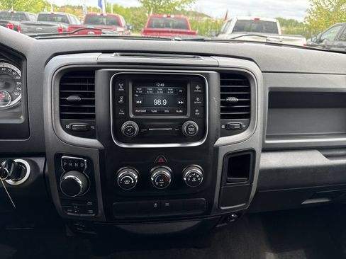 Used 2015 RAM 1500 Express AWD/4WD image 19