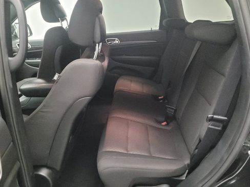 Used 2018 Jeep Grand Cherokee Laredo RWD image 18
