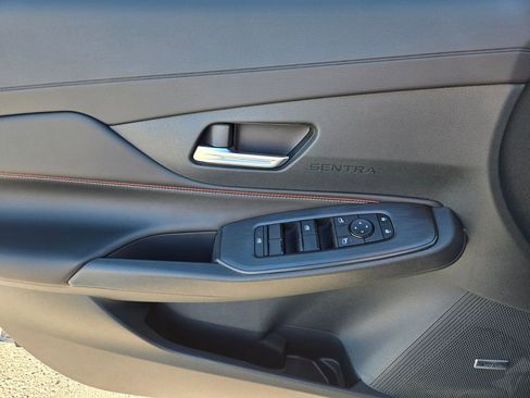 New 2026 Nissan Sentra SR w/ SR Premium Package image 9