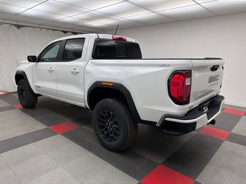New 2026 GMC Canyon Elevation w/ Technology Package image 4