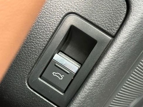 Used 2022 Audi A6 Premium Plus image 28