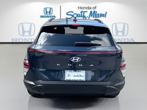 Used 2025 Hyundai Kona SEL image 6