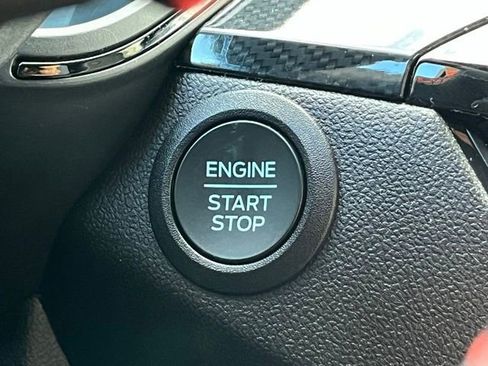 Used 2025 Ford Escape ST-Line Select image 29