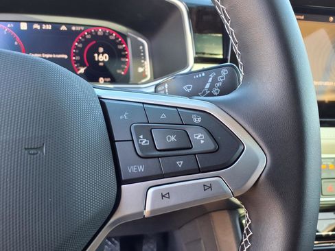 New 2025 Volkswagen Taos SEL image 24