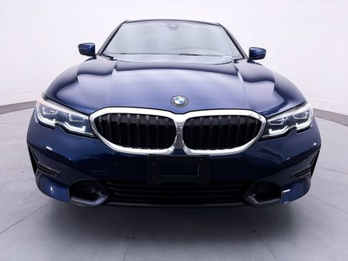 Used 2020 BMW 330i xDrive Sedan w/ Convenience Package AWD/4WD image 11