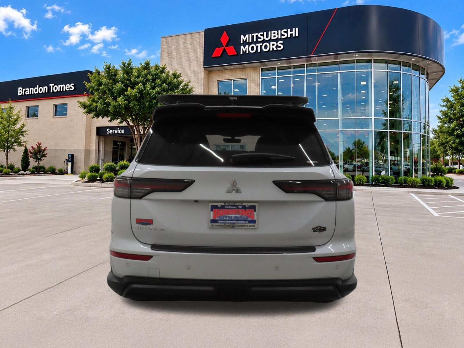 New 2026 Mitsubishi Outlander AWD image 4