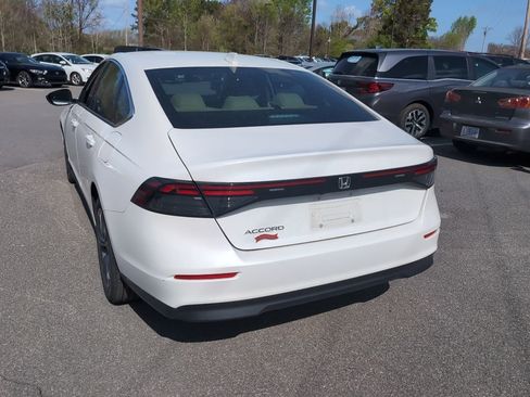 Certified 2024 Honda Accord EX image 6