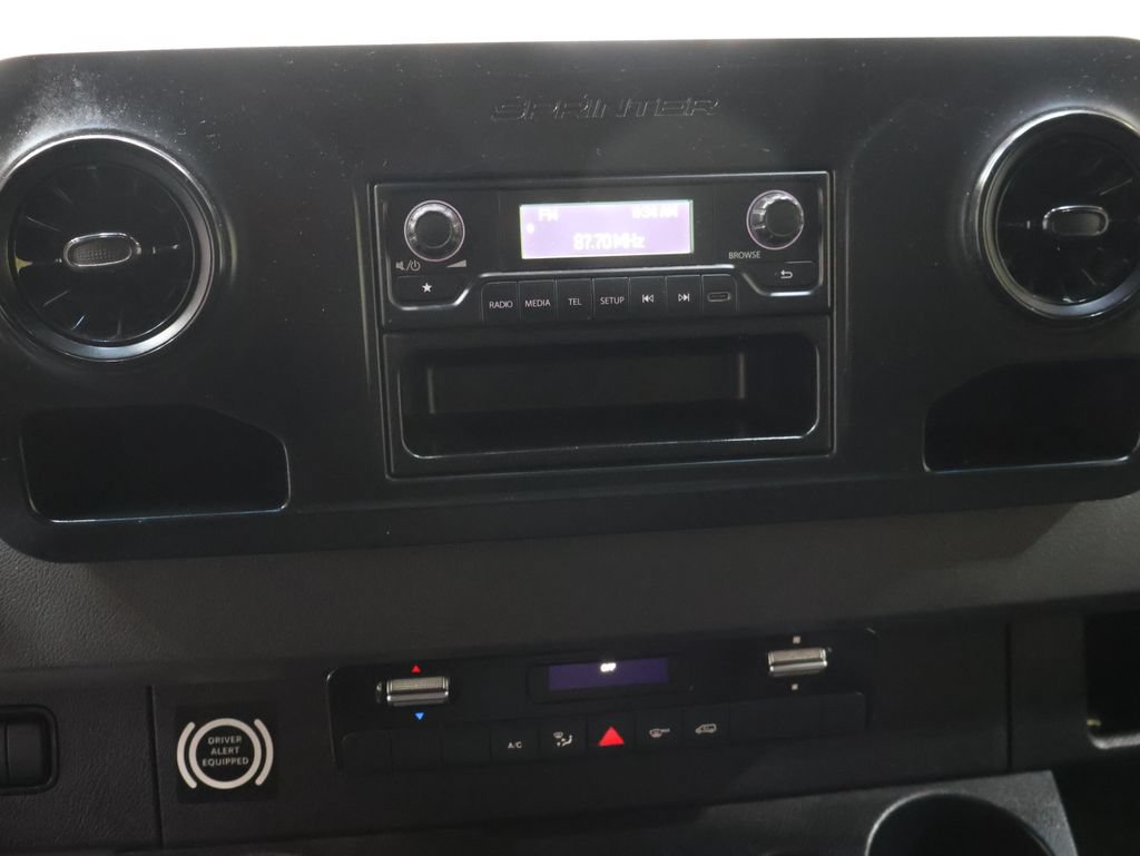 Used 2019 Mercedes-Benz Sprinter 170 image 18