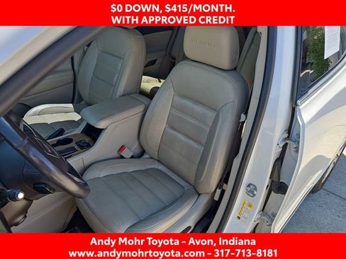 Used 2017 GMC Acadia Denali w/ Technology Package AWD/4WD image 10