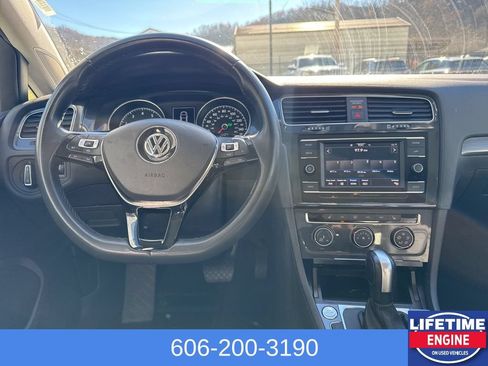 Used 2021 Volkswagen Golf 4-Door FWD image 14
